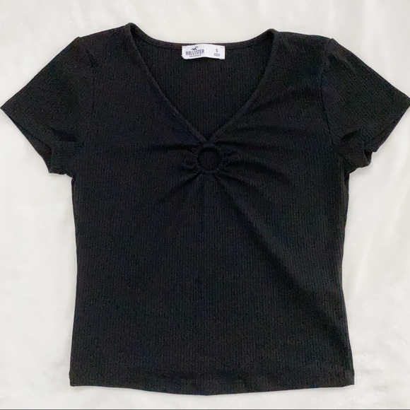 Hollister Black Key Hole Tee - Picture 6 of 8